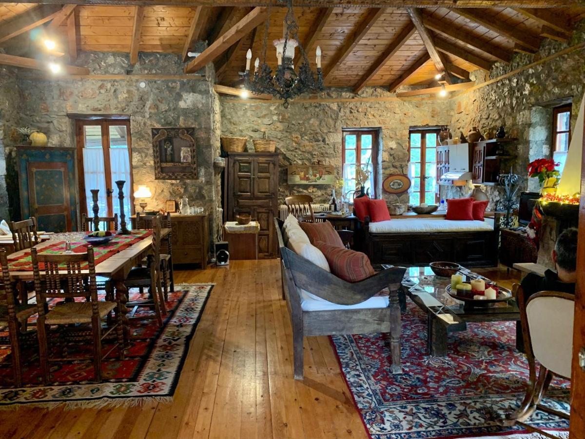 Mariolata Stone House Villa Lílaia Eksteriør bilde