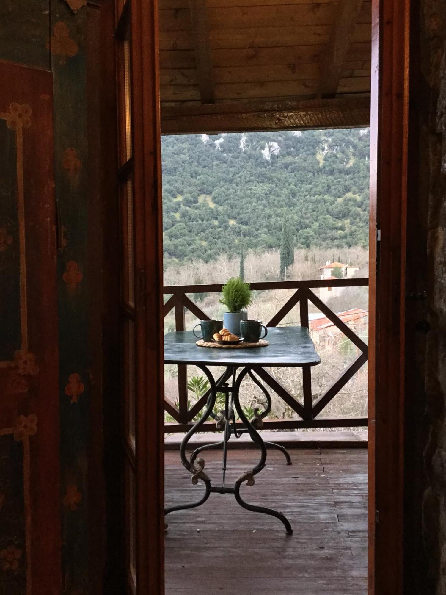 Mariolata Stone House Villa Lílaia Eksteriør bilde